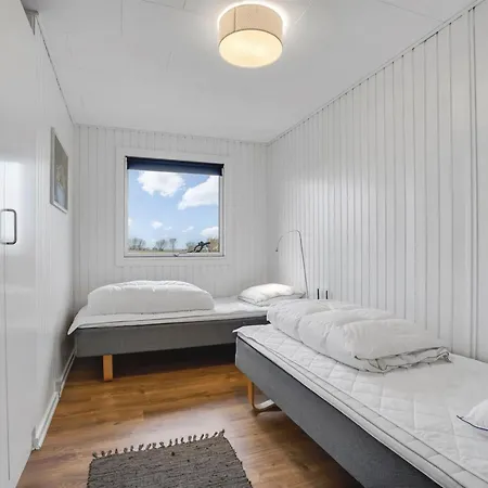 Esther - 700m From The Sea By Interhome Holiday home